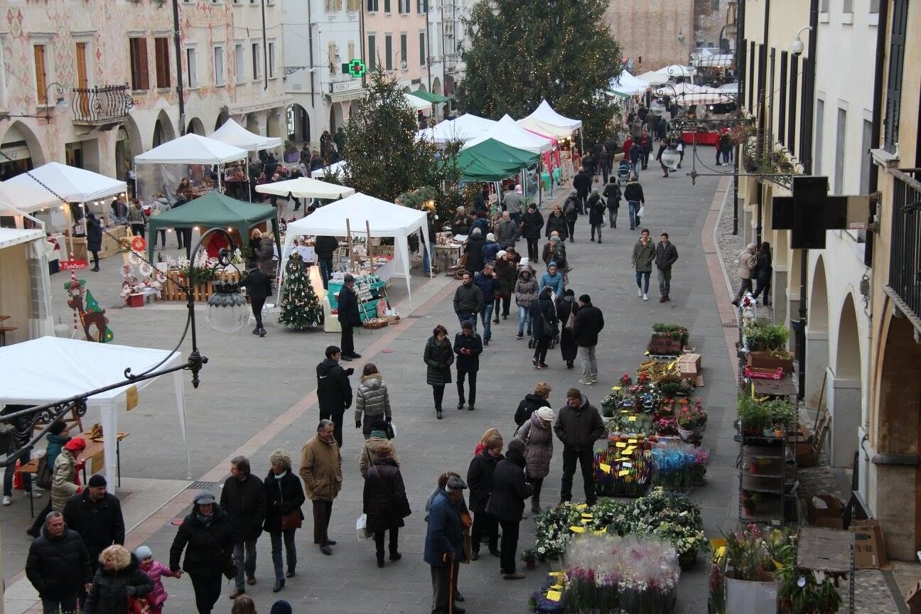 San Vito Al Tagliamento Al Via Il Mercatino Di Natale Friulisera